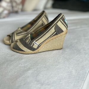 Toms Peep-toe Espadrille Wedge Sandals Sz 6